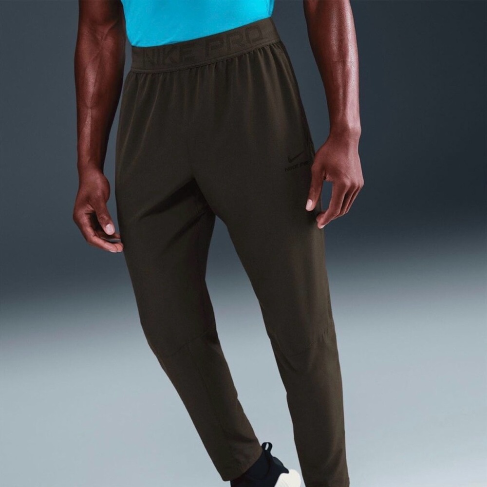 Nike Pro Dri-Fit Training joggers Pants Baroque Brown Men - Small